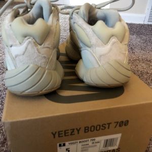 Yeezy 500